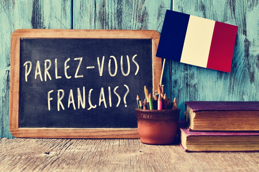 ¿Qué idioma es mejor aprender, inglés o francés?